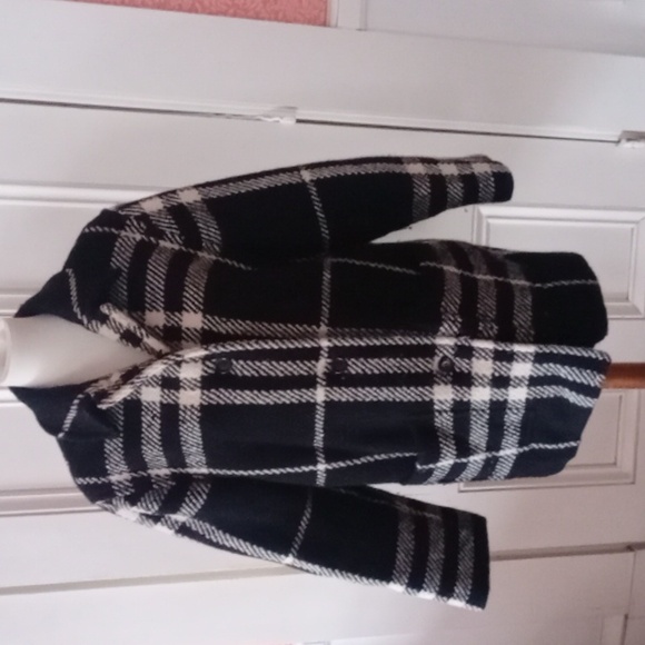 womens plaid burberry coat